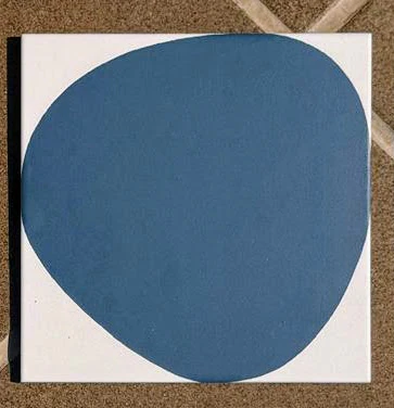 FULL TILE SAMPLE Pebbles Reversed Blue 20cm x 20cm