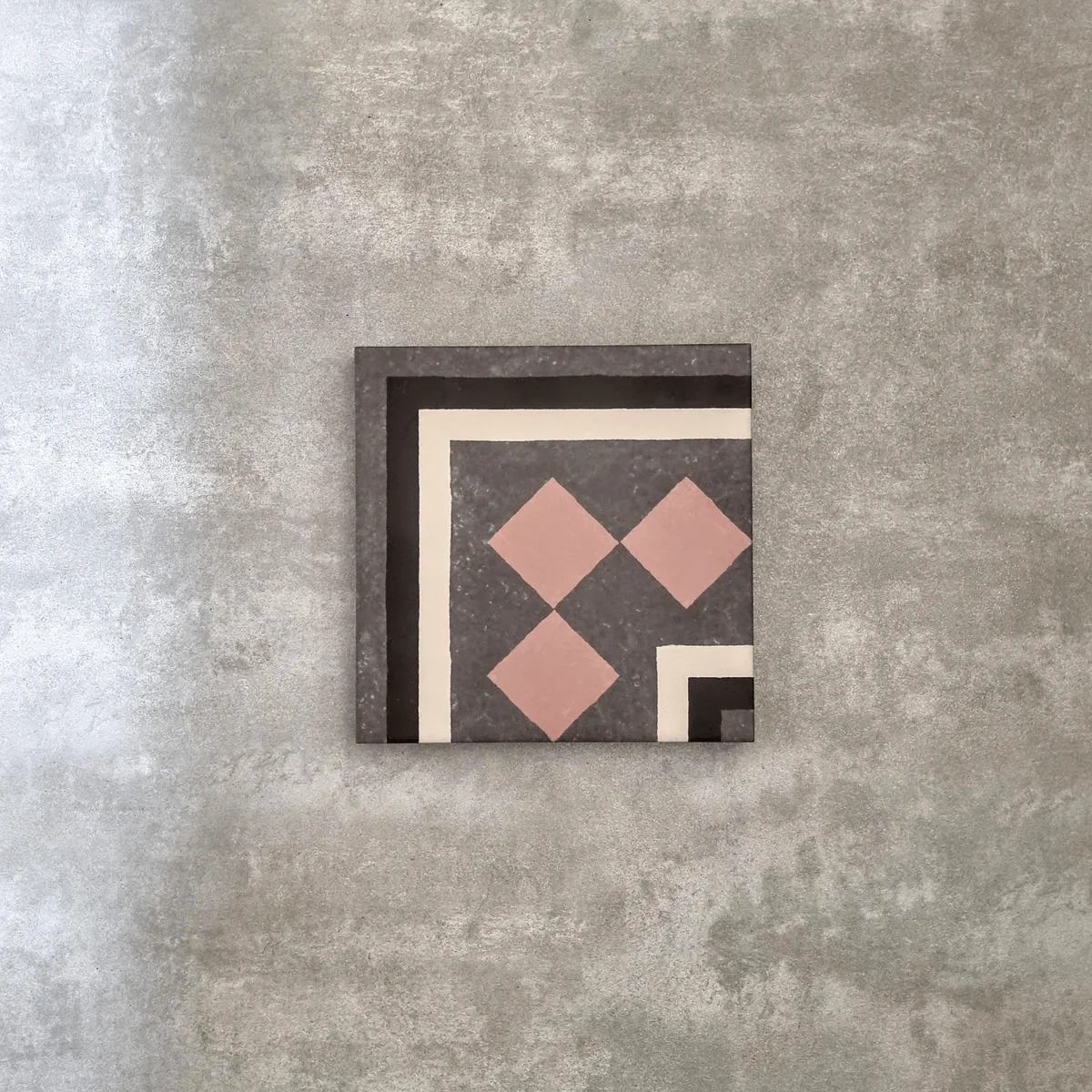 Richmond Manor Corner Tile 20cm x 20cm