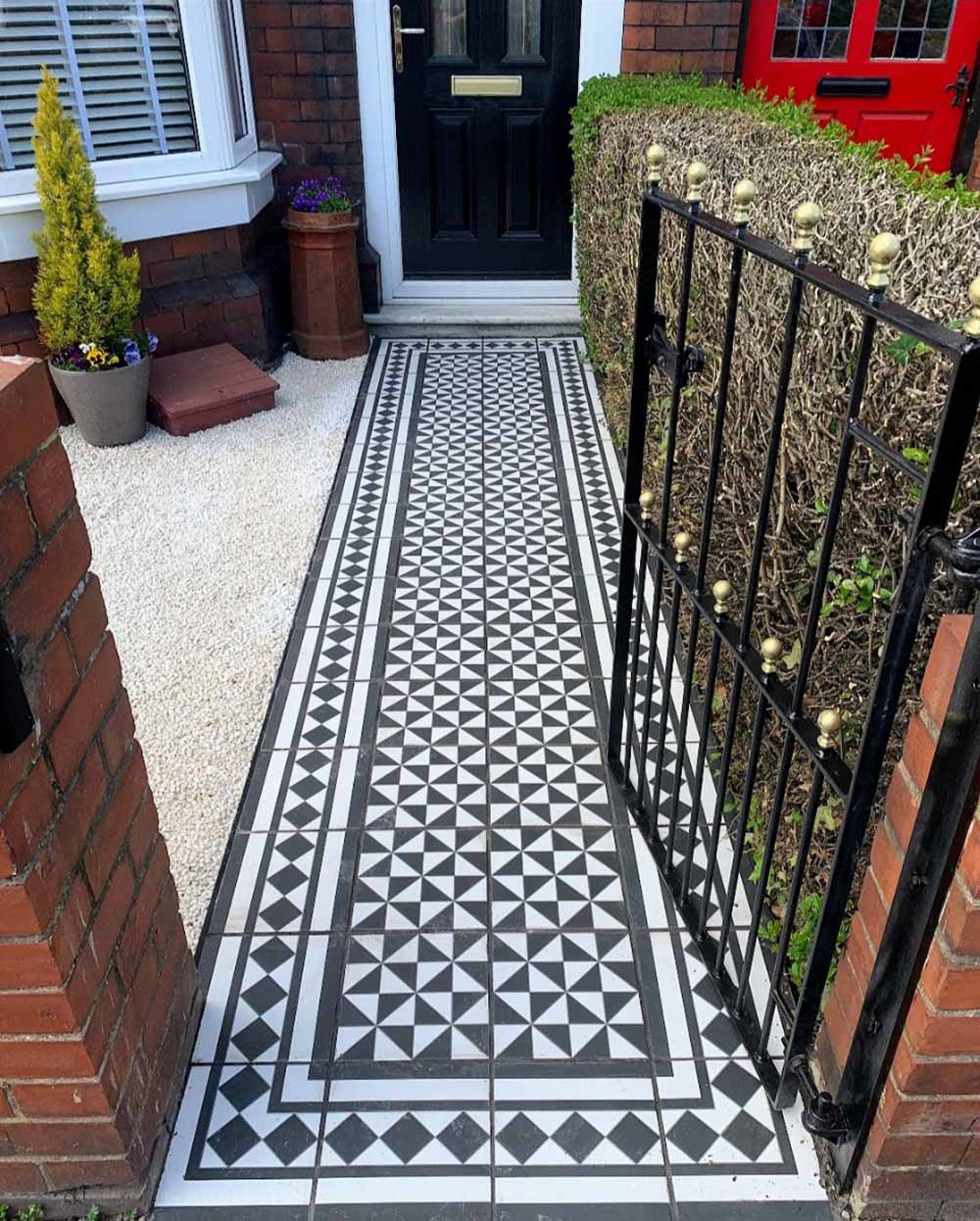 Fulham Tile Black & White Victorian Tiles Wall & Floor Tiles 25cm x 25cm - Image 3